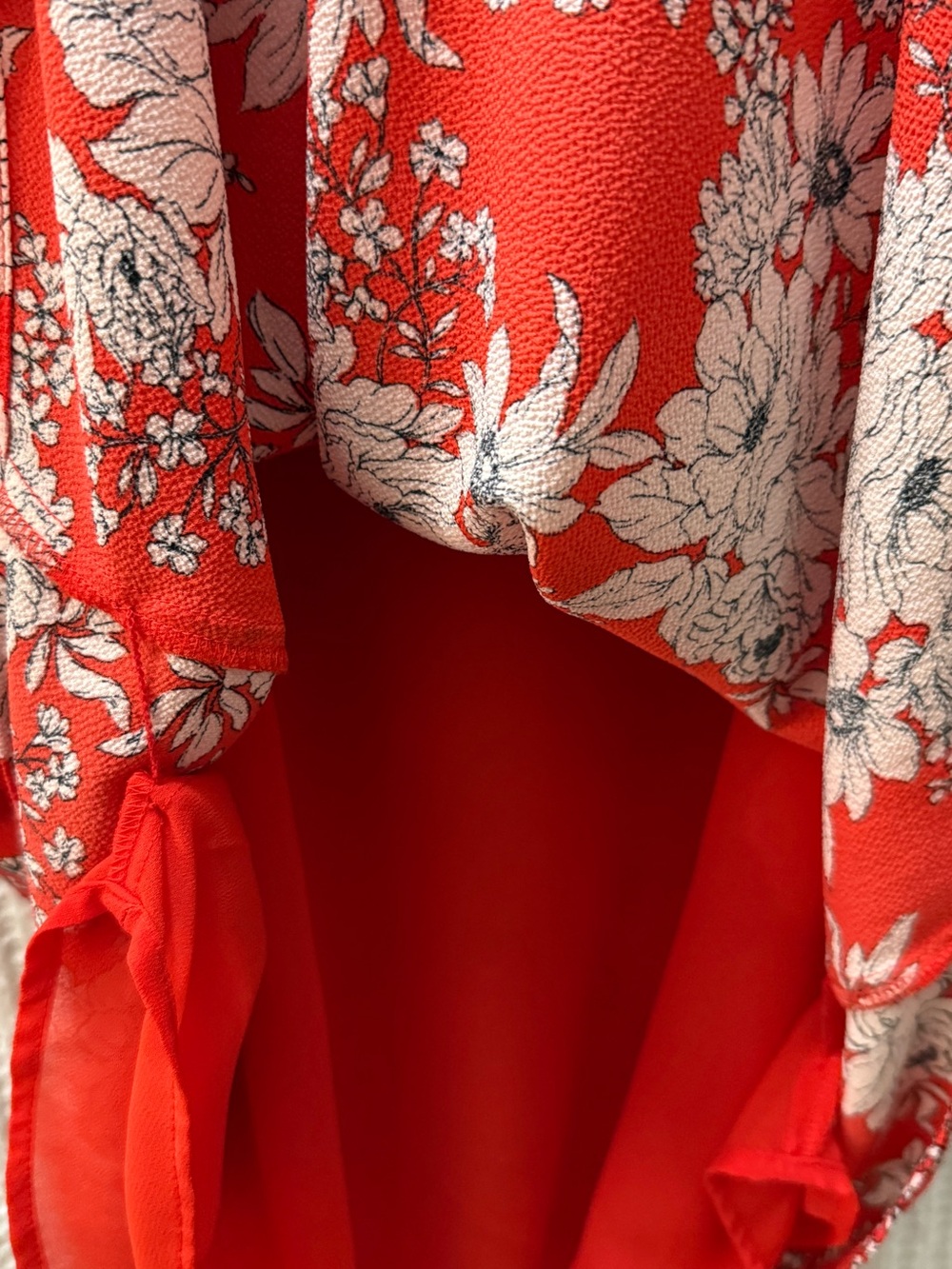 NWT Vince Camuto Women Dress Sz 16 Red Floral Boho Ruffle V-Neck Textured Crepe - Picture 6 of 11